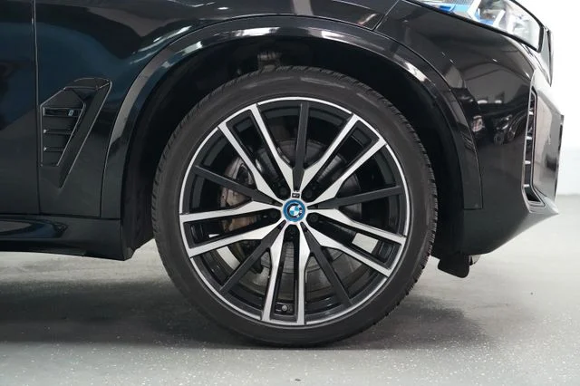 BMW X5 – 8