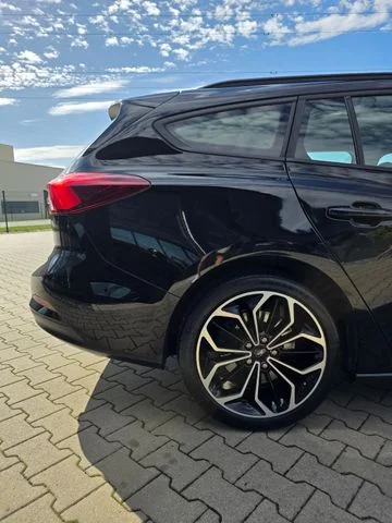 Ford Focus – 16
