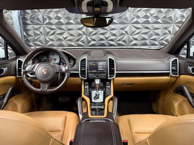 Porsche Cayenne – 11