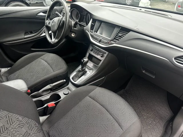 Opel Astra – 11