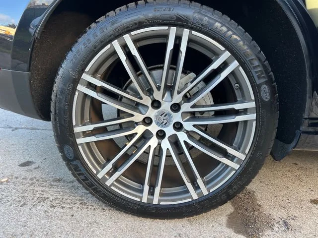 Porsche Macan – 12