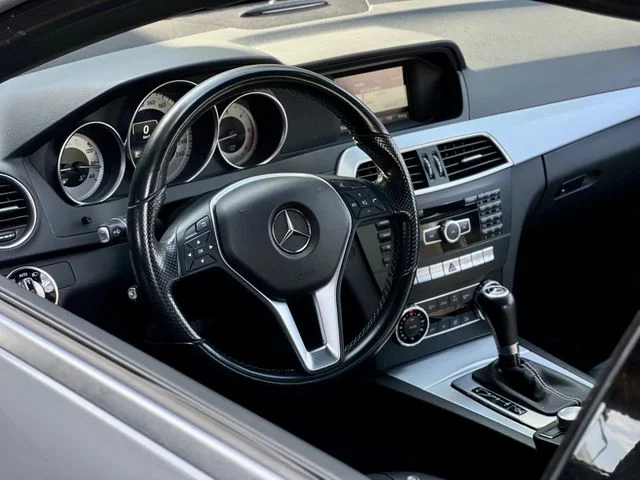 Mercedes-Benz C 220 – 10