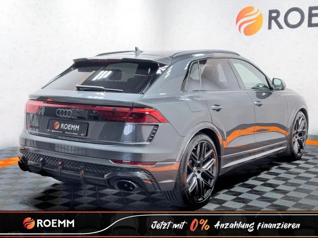 Audi RSQ8 – 8