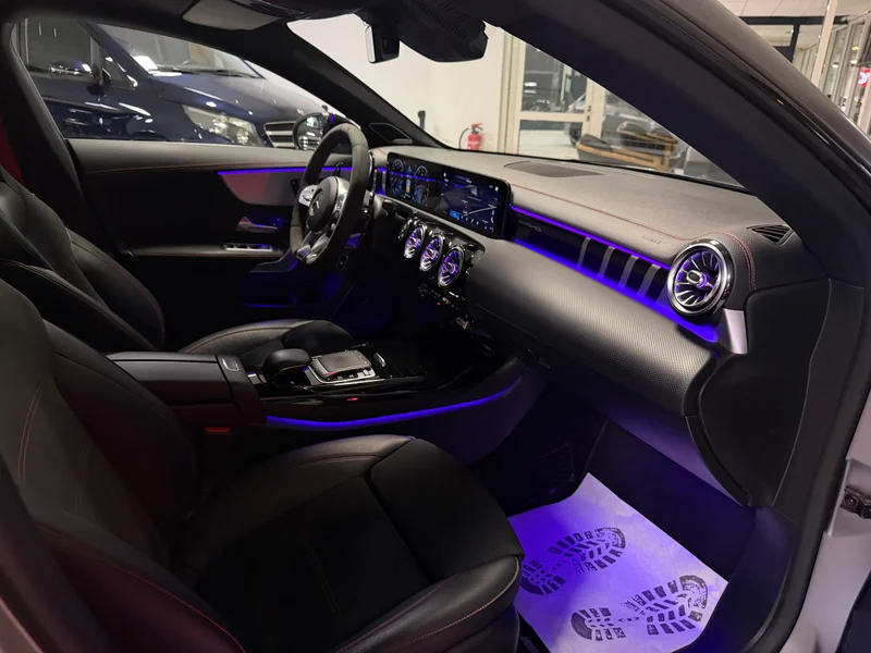 Mercedes-Benz CLA 45 AMG – 20