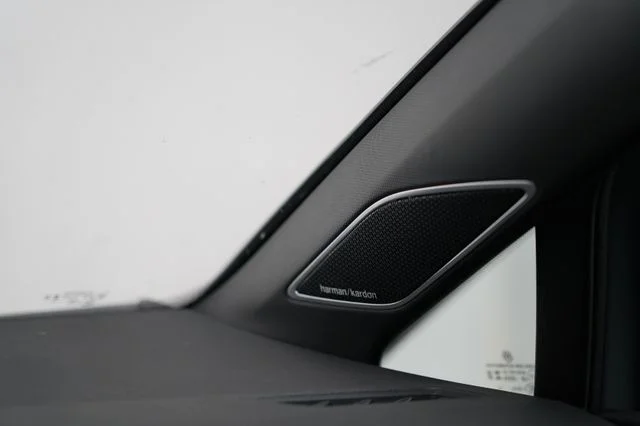 VW Golf – 30