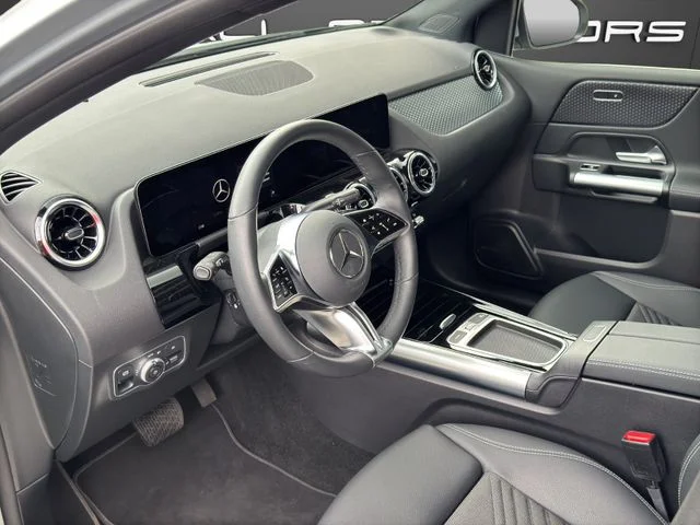 Mercedes-Benz B 220 – 17