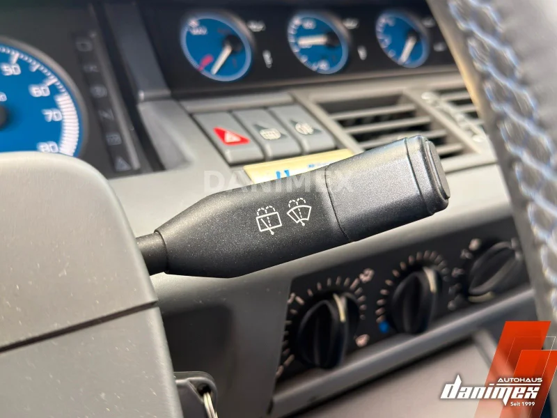 Renault Clio – 17