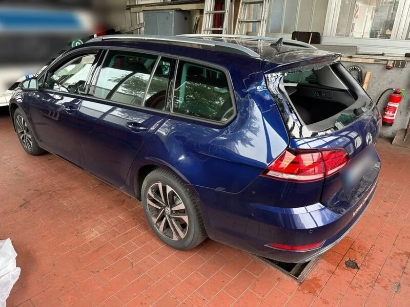 Volkswagen Golf – 4