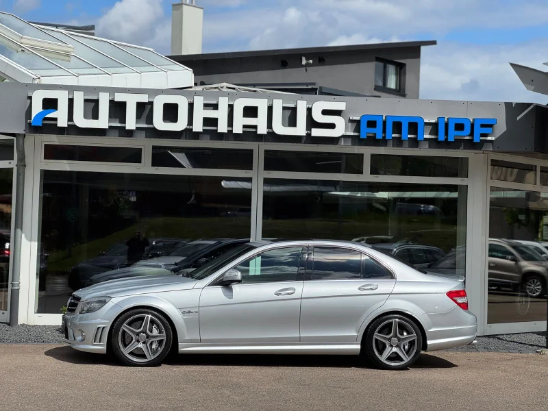 Mercedes-Benz C 63 AMG – 12
