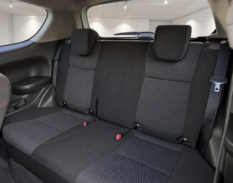 Suzuki Swift – 8