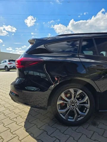 Ford Focus – 18
