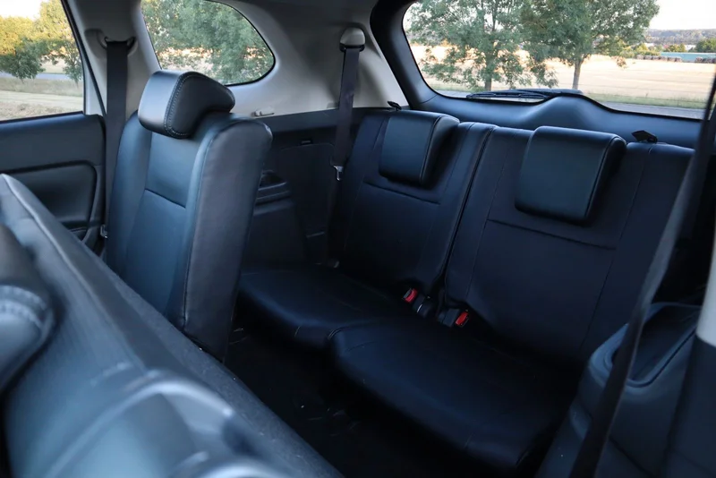 Mitsubishi Outlander – 17