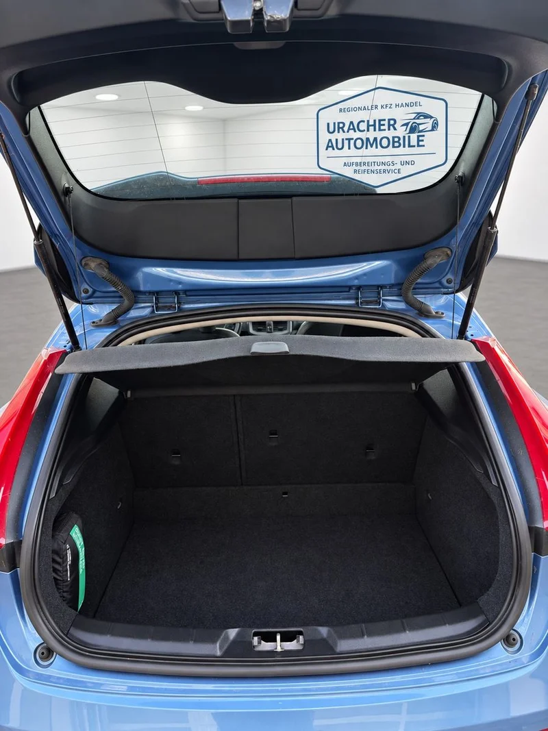 Volvo V40 CC – 9