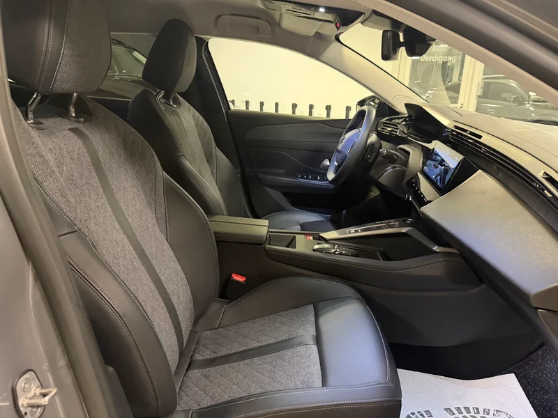 Peugeot 408 – 18