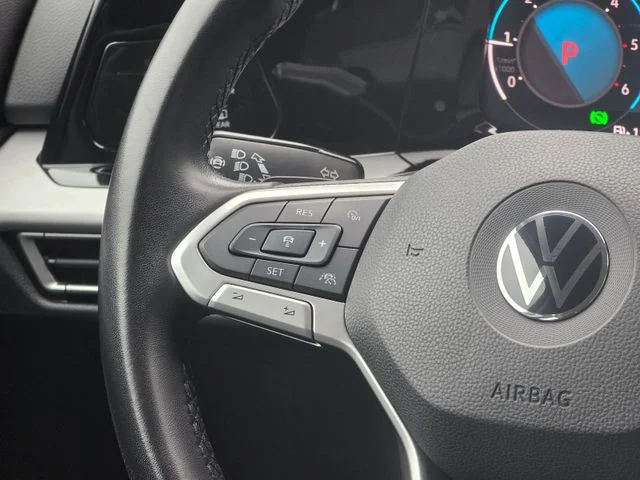 Volkswagen Golf – 36