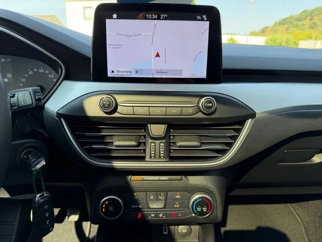 Ford Focus – 18