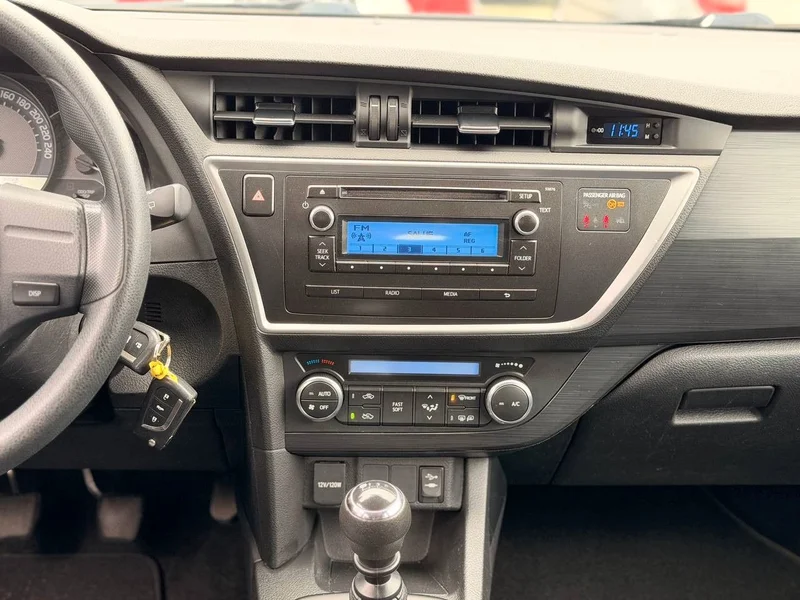 Toyota Auris II (2012-) – 20