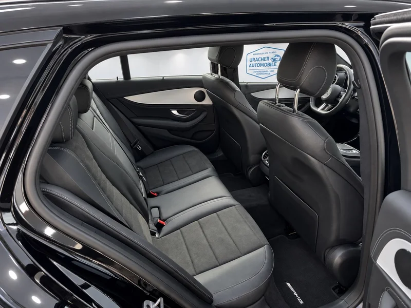 Mercedes-Benz E 300 – 14