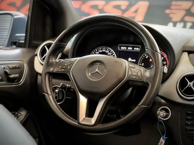 Mercedes-Benz B 220 – 22