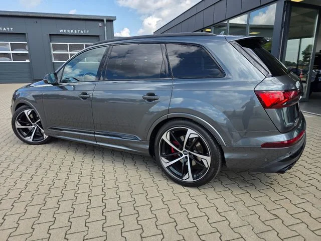 Audi SQ7 – 7