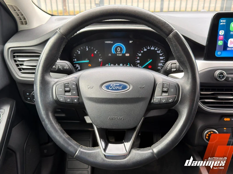 Ford Focus – 25