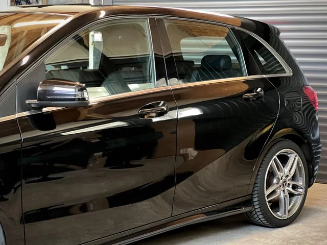 Mercedes-Benz B 180 – 12