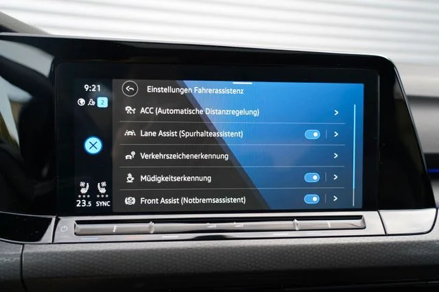 VW Golf – 17