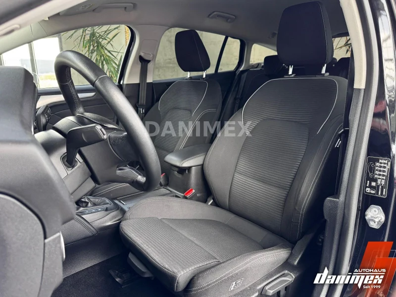 Ford Focus – 9