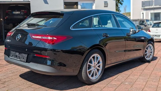 MERCEDES-BENZ CLA 180 Shooting Brake – 5