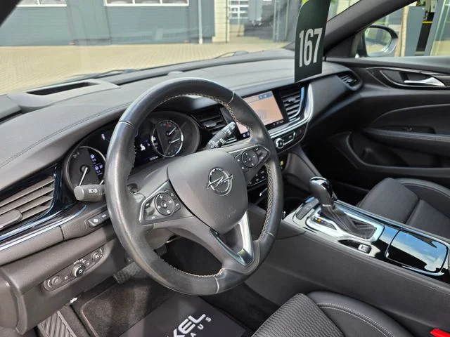 Opel Insignia – 31