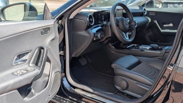 MERCEDES-BENZ CLA 180 Shooting Brake – 8