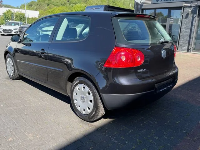 Volkswagen Golf – 3