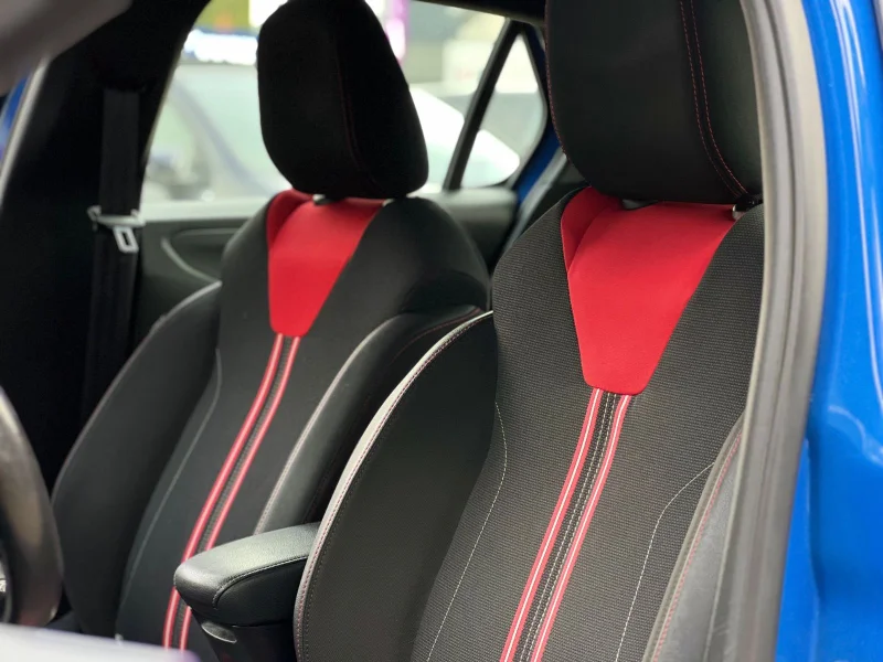 Opel Corsa – 10