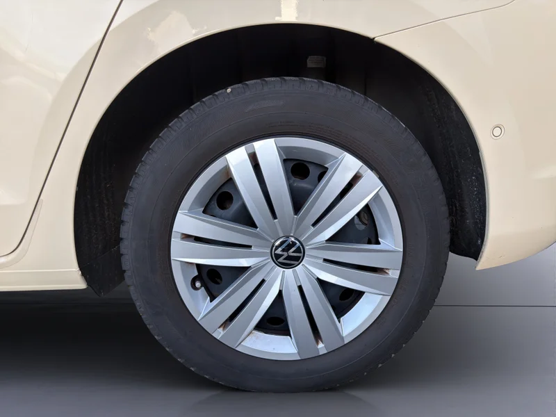 Volkswagen Touran Touran II – 21