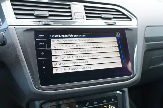 VW Tiguan – 16