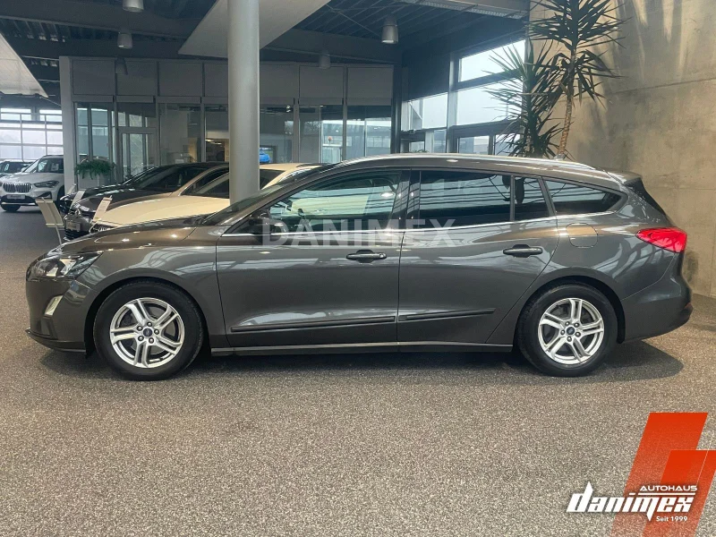 Ford Focus – 8