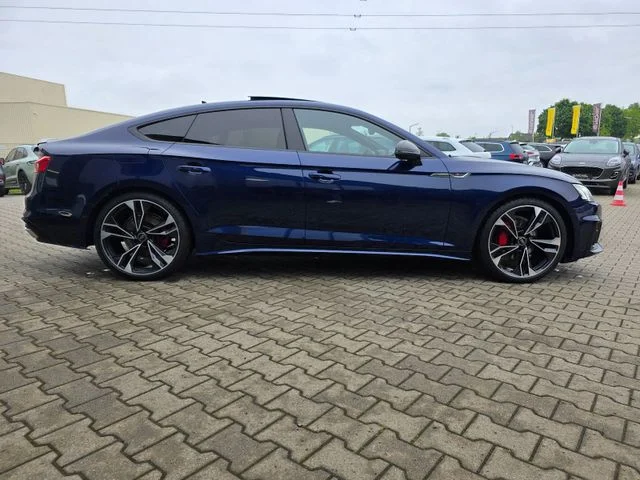 Audi A5 – 8