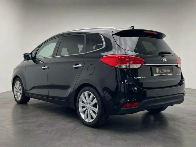 Kia Carens – 3