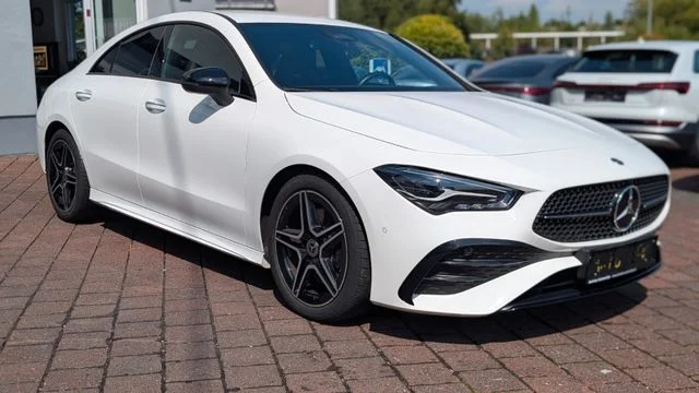 MERCEDES-BENZ CLA 200 – 6