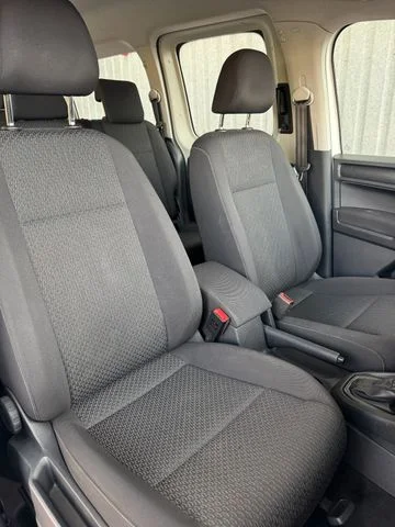 Volkswagen Caddy Maxi – 17