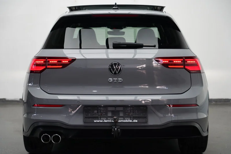 Volkswagen Golf – 6