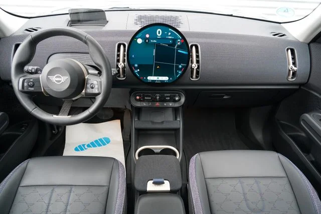 MINI Cooper C Countryman – 17