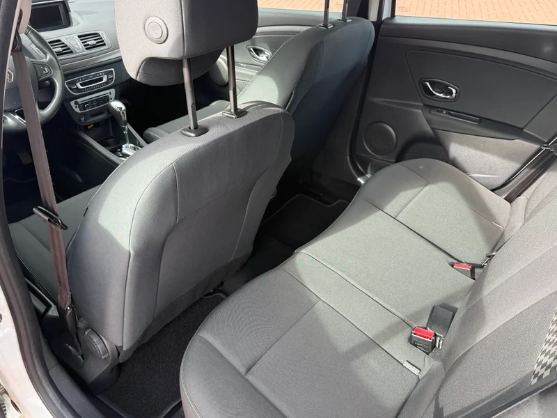 Renault MEGAN Megane III Grandtour (Phase II, 2012) – 13