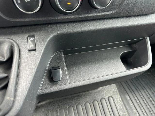 RENAULT Master – 16