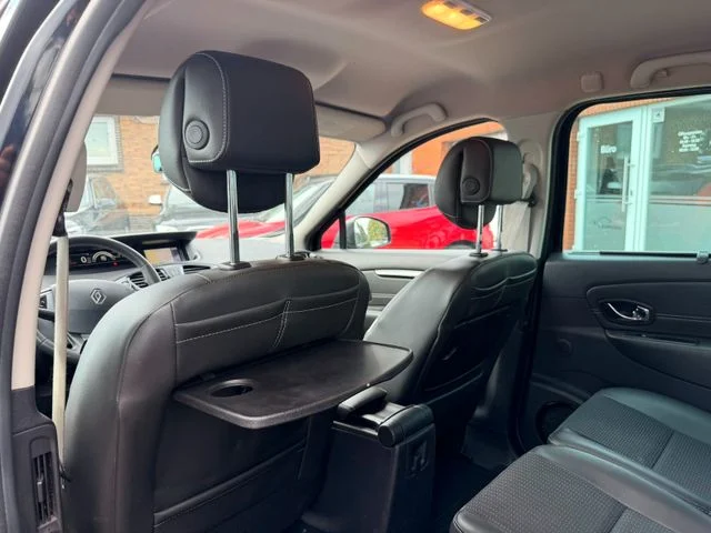 RENAULT Scenic – 16