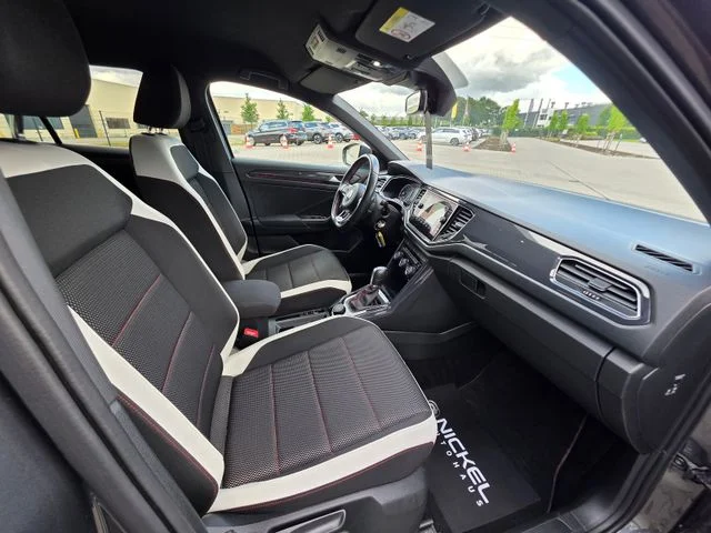 Volkswagen T-Roc – 17