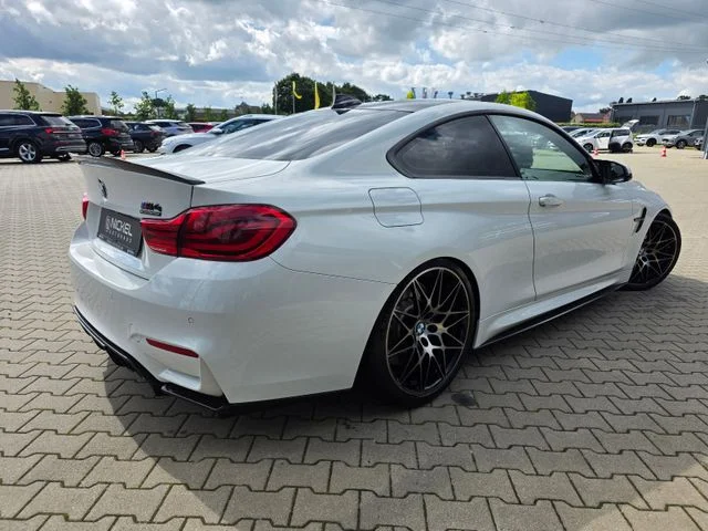 BMW M4 – 4