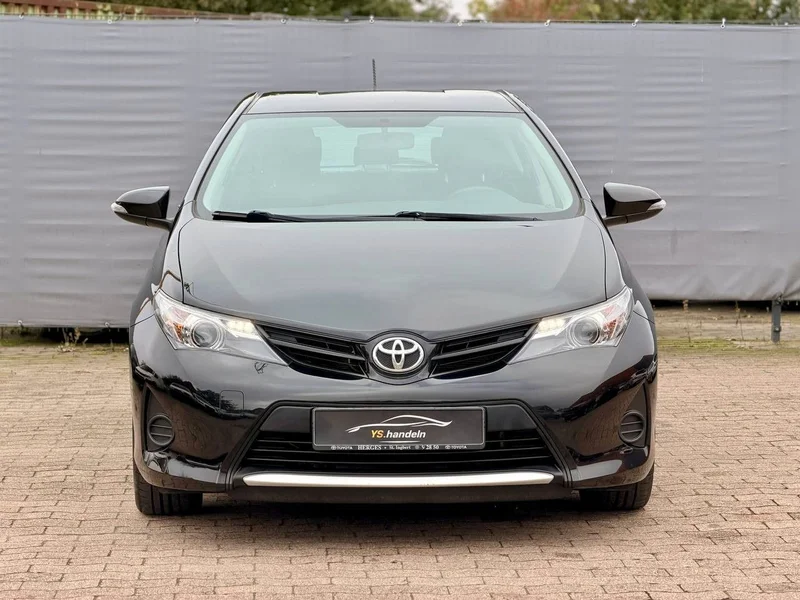 Toyota Auris II (2012-) – 2
