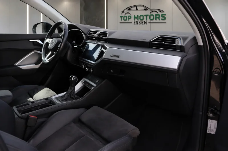 Audi Q3 – 12