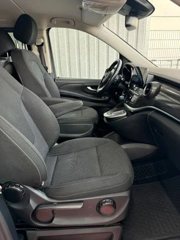 Mercedes-Benz V 250 – 17